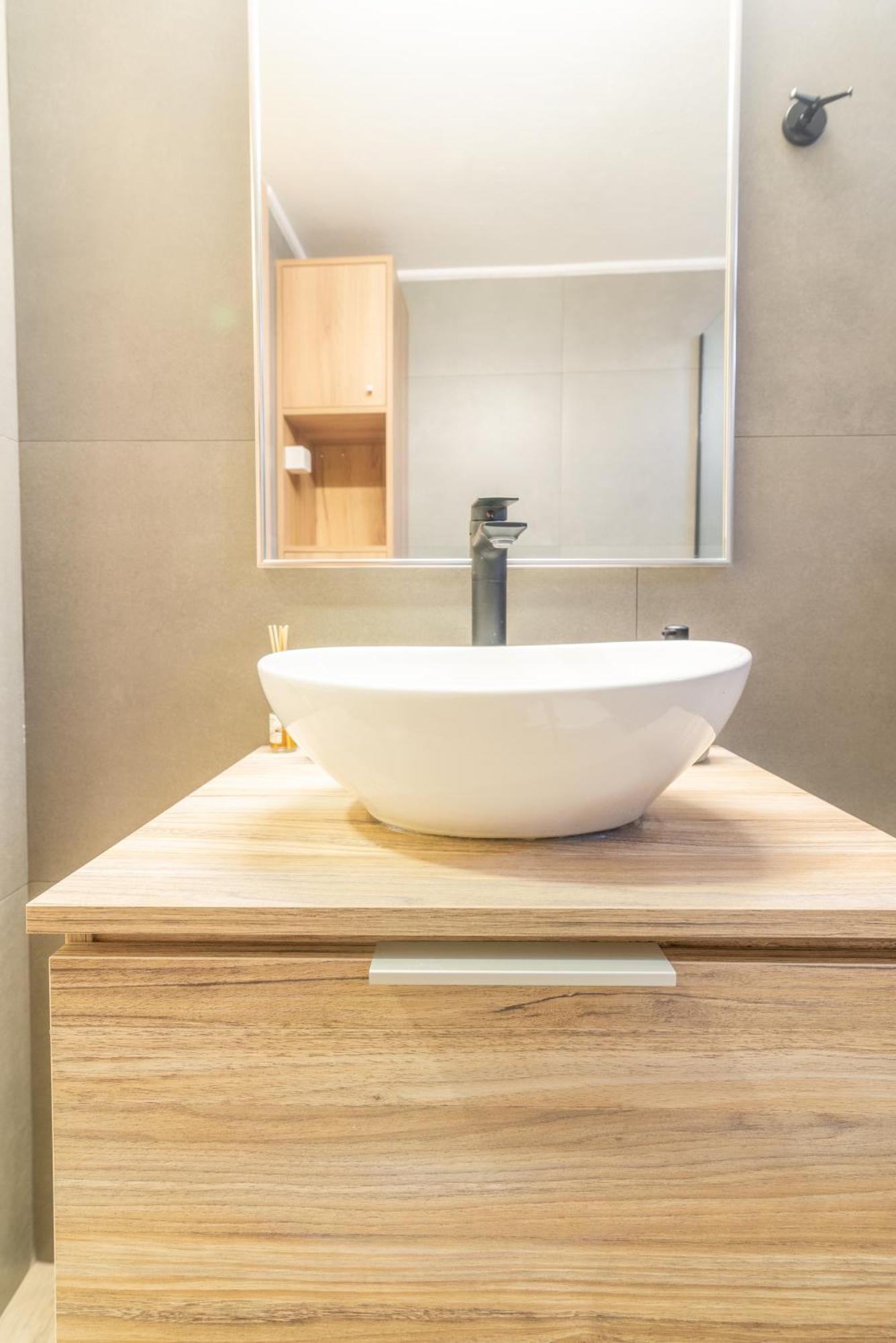 New Renovated Apt In City Center Ηράκλειο Κρήτης Εξωτερικό φωτογραφία